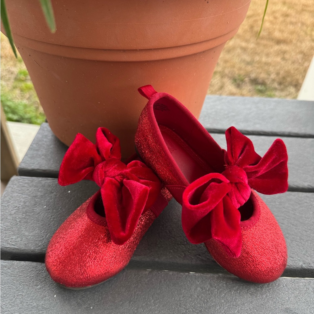 H and M Red Bow Kids Shoes